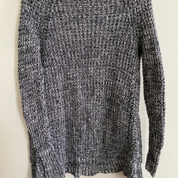 AMERICAN EAGLE - Picture 3 of 8